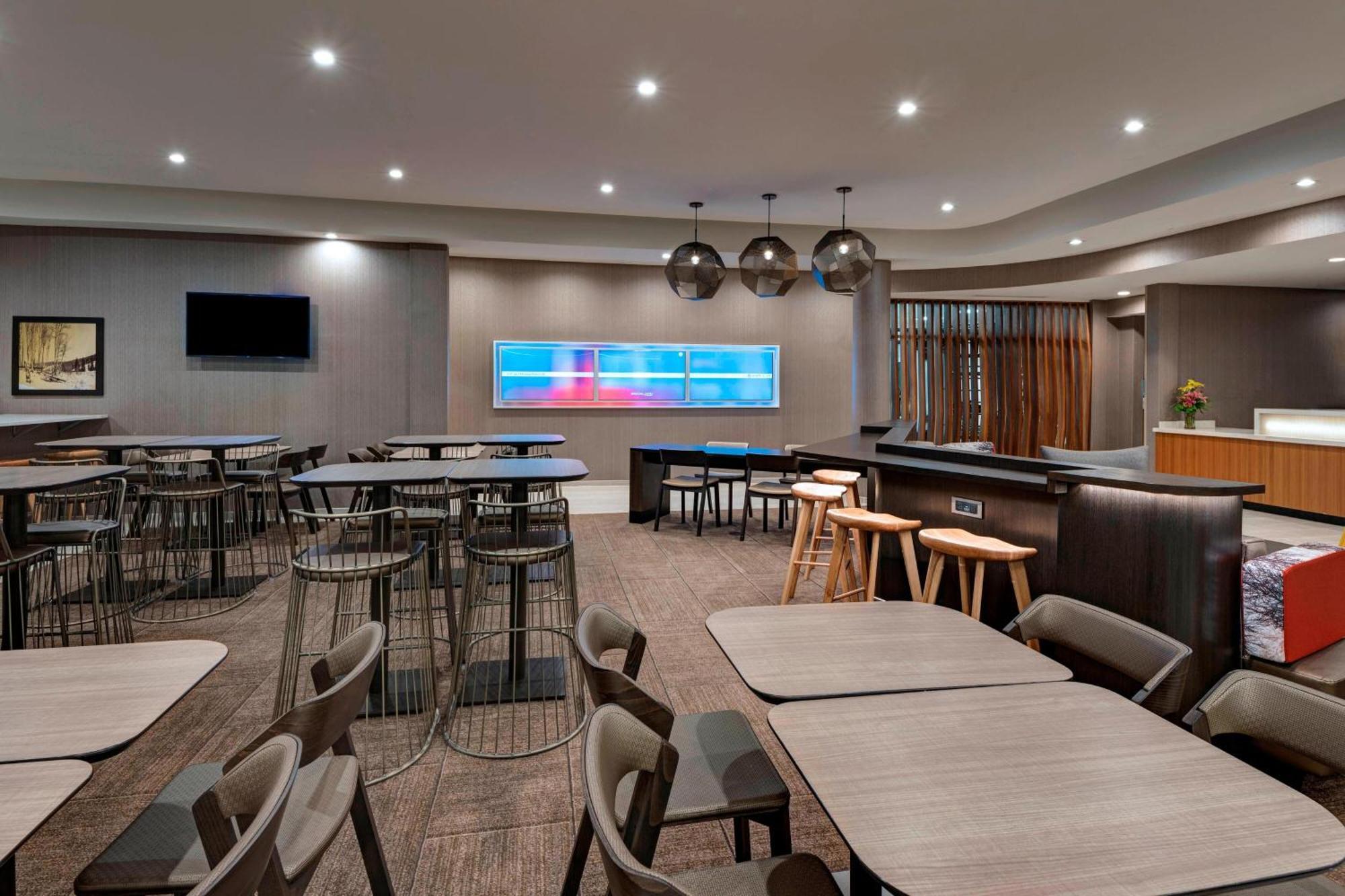 Springhill Suites By Marriott Denver West/Golden Лейкуд Екстериор снимка