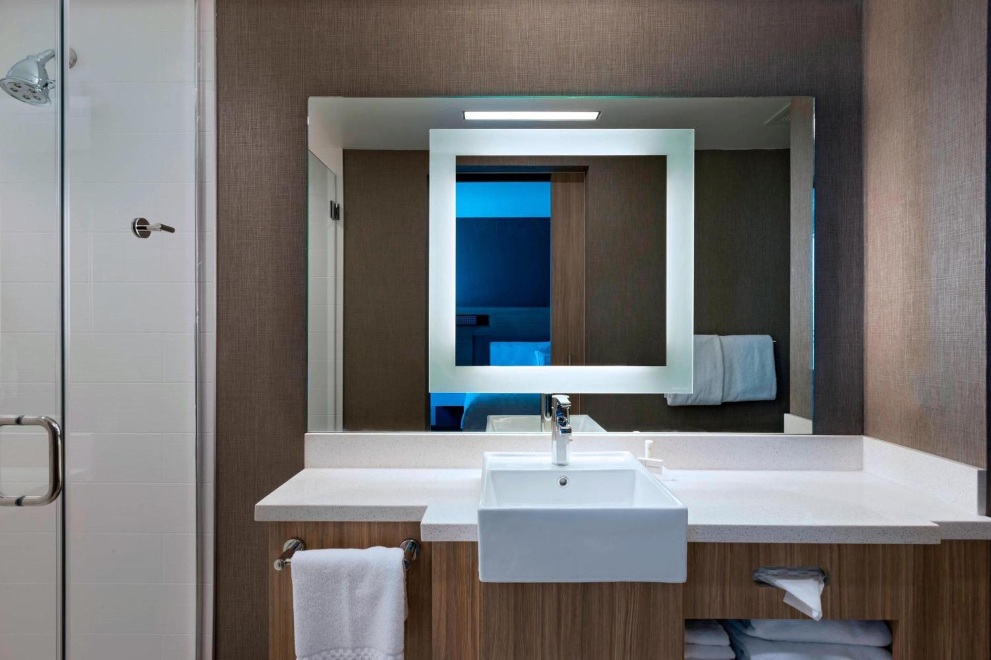 Springhill Suites By Marriott Denver West/Golden Лейкуд Екстериор снимка