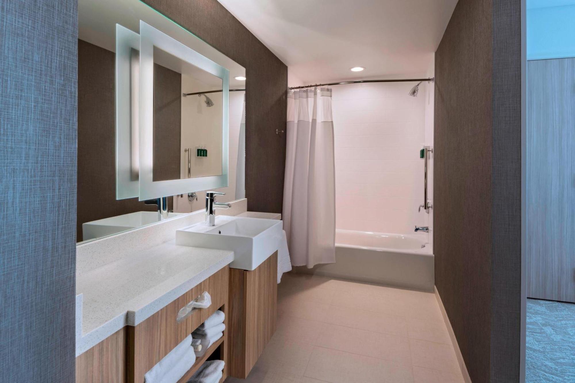 Springhill Suites By Marriott Denver West/Golden Лейкуд Екстериор снимка